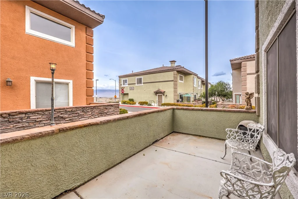 10450 Gold Shadow, Las Vegas, NV 89129