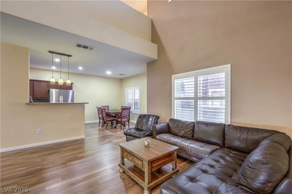 10450 Gold Shadow, Las Vegas, NV 89129