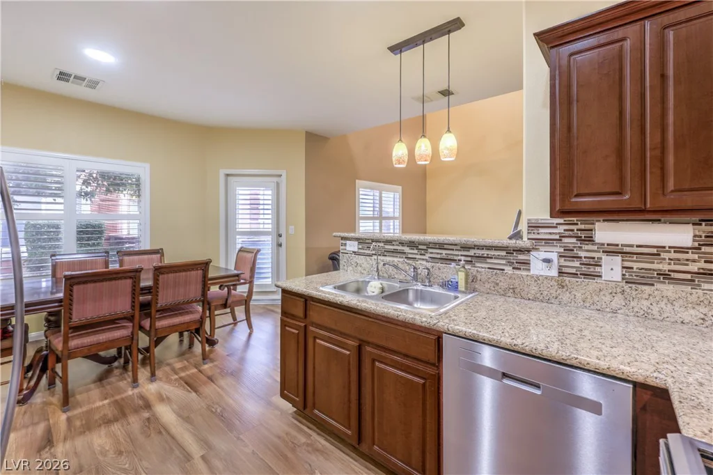 10450 Gold Shadow, Las Vegas, NV 89129