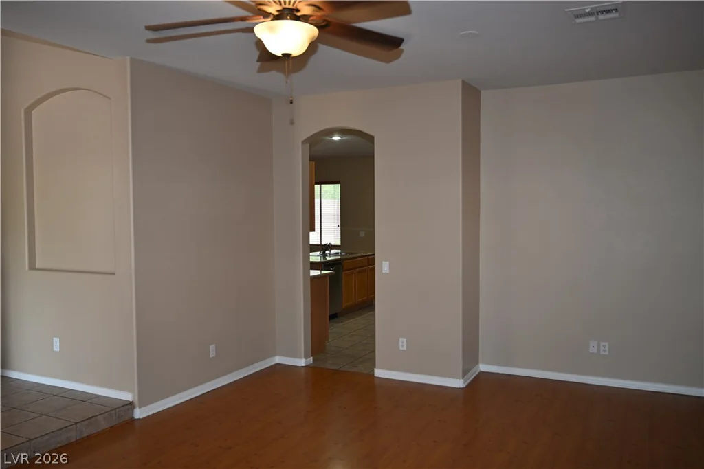 2936 FALLING SPRINGS, Las Vegas, NV 89135