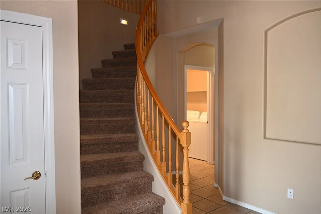 2936 FALLING SPRINGS, Las Vegas, NV 89135