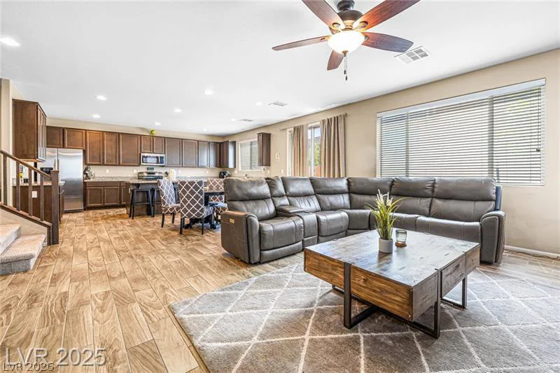 10523 Laurel Mountain, Las Vegas, NV 89166