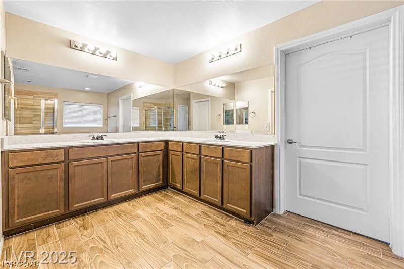 10523 Laurel Mountain, Las Vegas, NV 89166