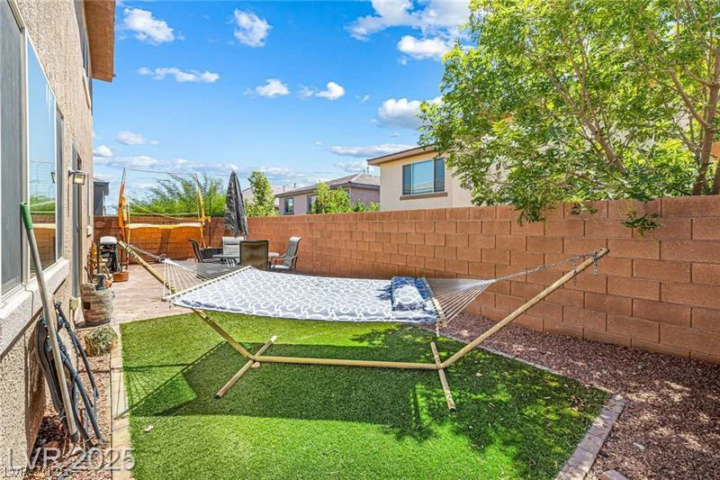 10523 Laurel Mountain, Las Vegas, NV 89166