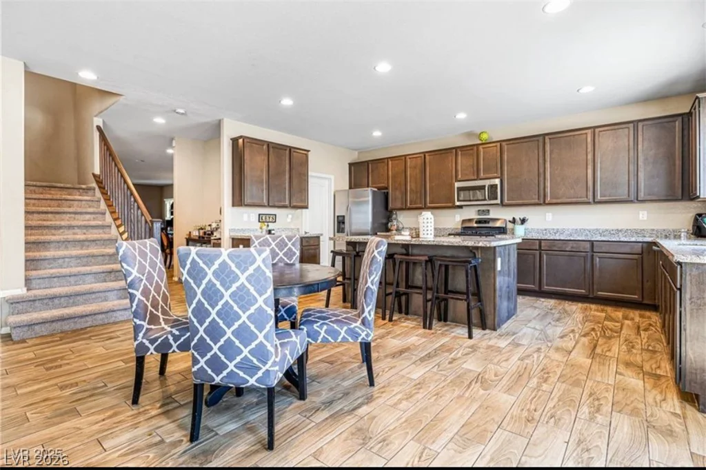 10523 Laurel Mountain, Las Vegas, NV 89166