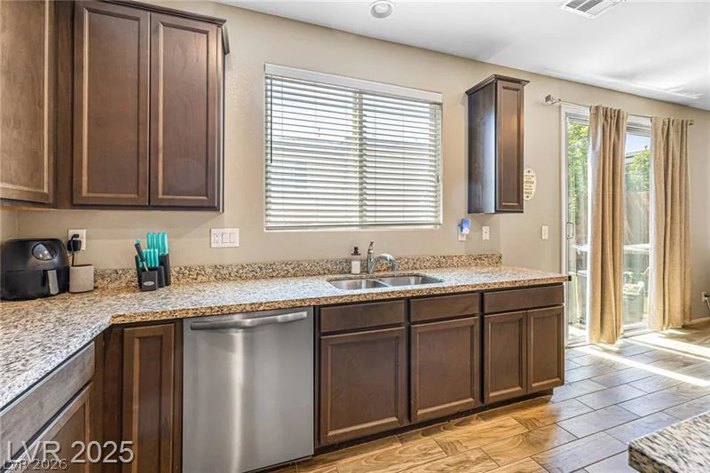 10523 Laurel Mountain, Las Vegas, NV 89166