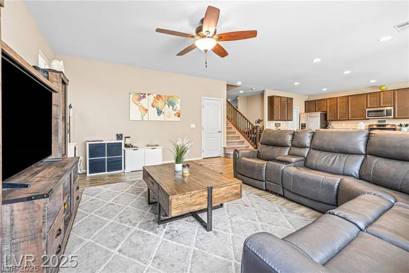 10523 Laurel Mountain, Las Vegas, NV 89166
