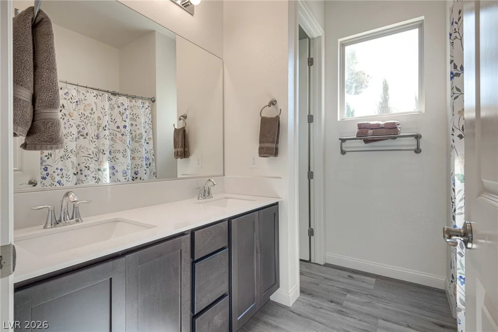 7371 Heritage Pines, Las Vegas, NV 89131