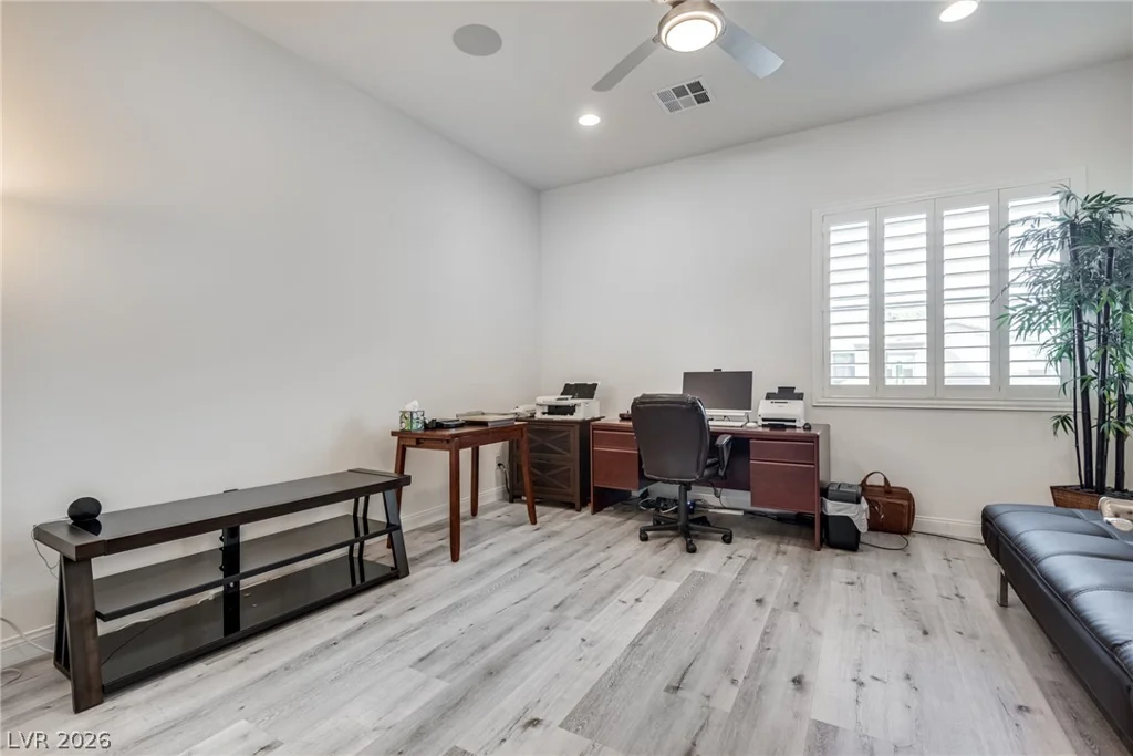 7371 Heritage Pines, Las Vegas, NV 89131