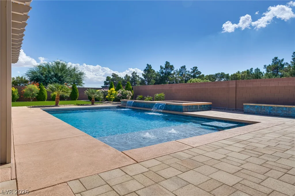 7371 Heritage Pines, Las Vegas, NV 89131