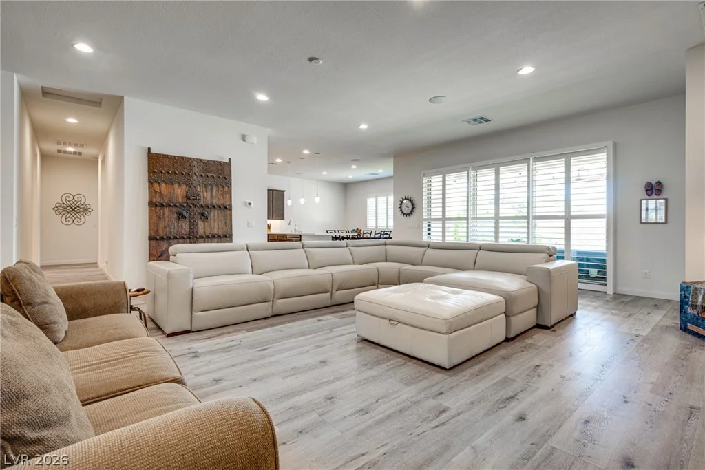 7371 Heritage Pines, Las Vegas, NV 89131