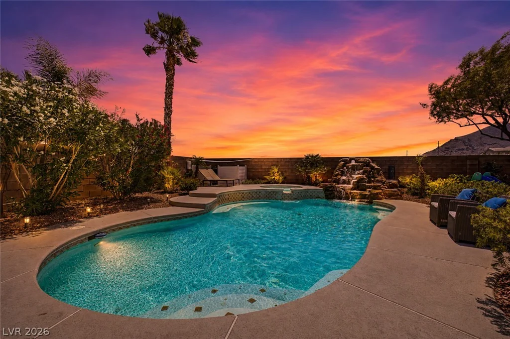 10539 Brownsville, Las Vegas, NV 89129