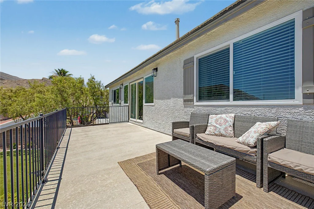10539 Brownsville, Las Vegas, NV 89129