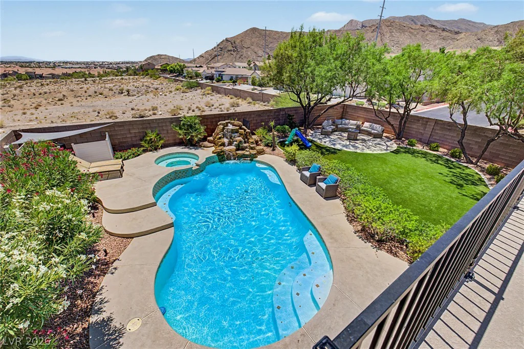 10539 Brownsville, Las Vegas, NV 89129