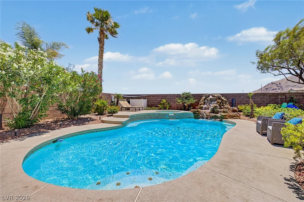 10539 Brownsville, Las Vegas, NV 89129