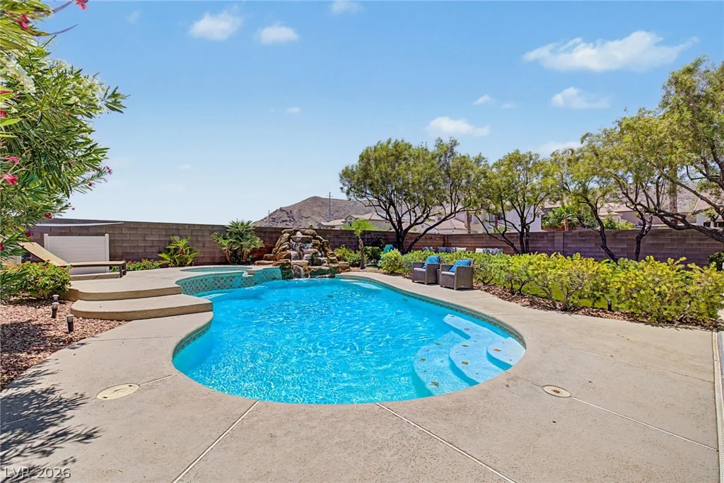 10539 Brownsville, Las Vegas, NV 89129
