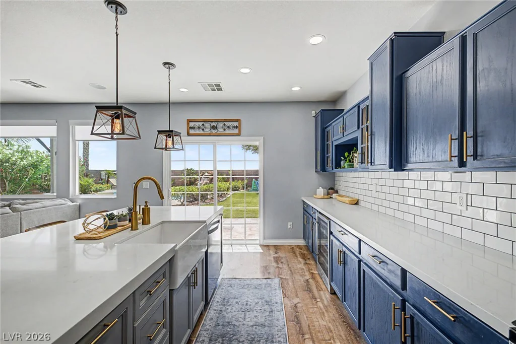 10539 Brownsville, Las Vegas, NV 89129