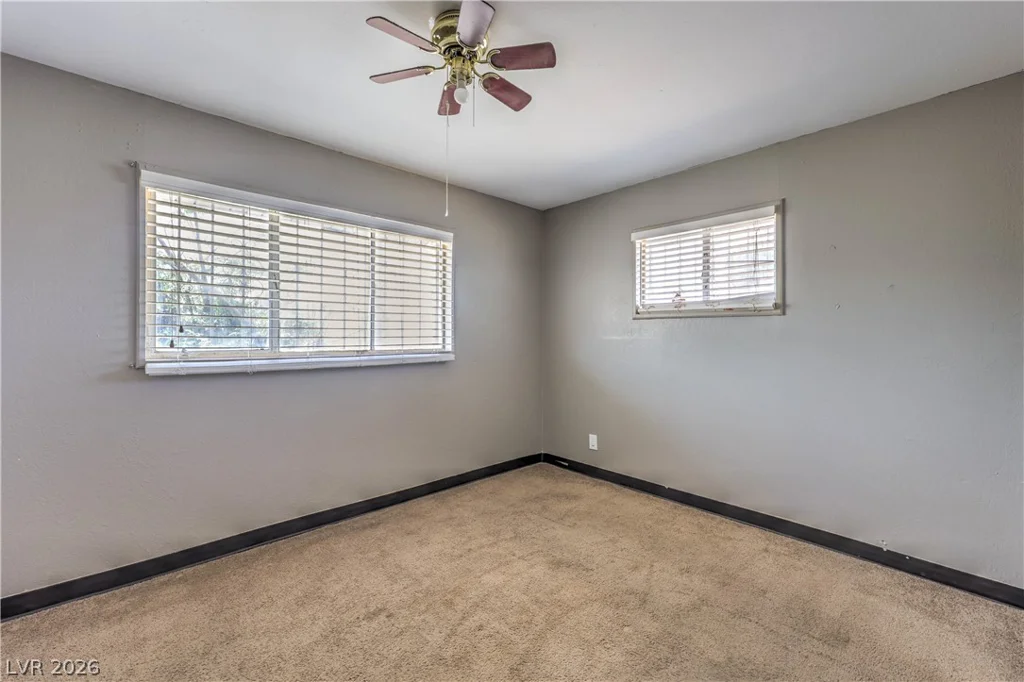 933 Mezpah, Las Vegas, NV 89106