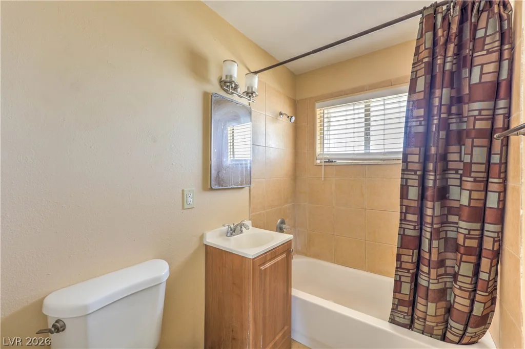 933 Mezpah, Las Vegas, NV 89106