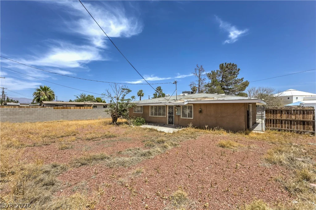 933 Mezpah, Las Vegas, NV 89106
