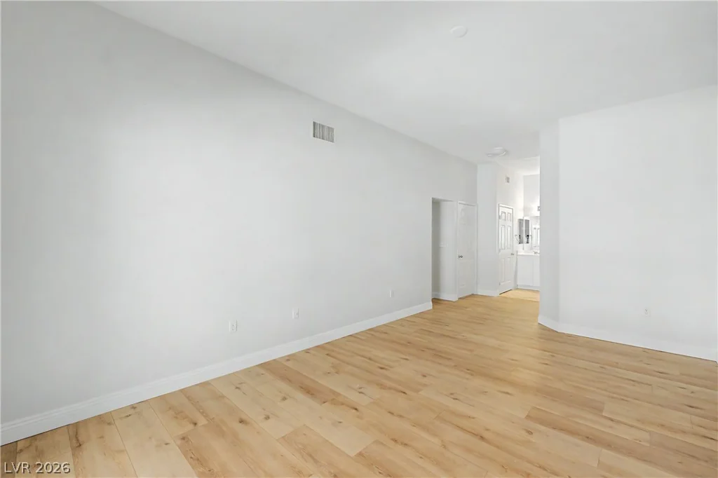 9303 Gilcrease, Las Vegas, NV 89149