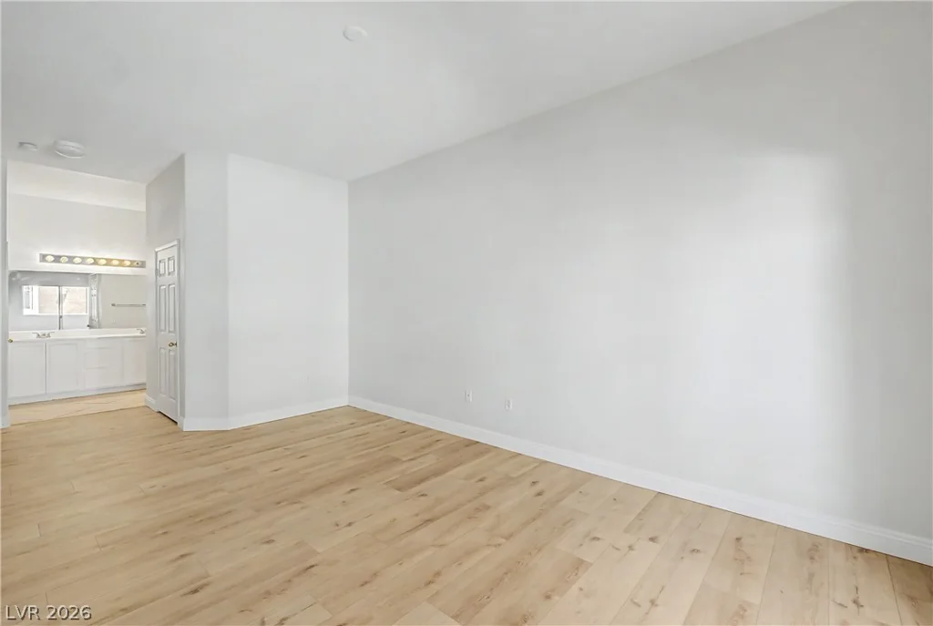 9303 Gilcrease, Las Vegas, NV 89149