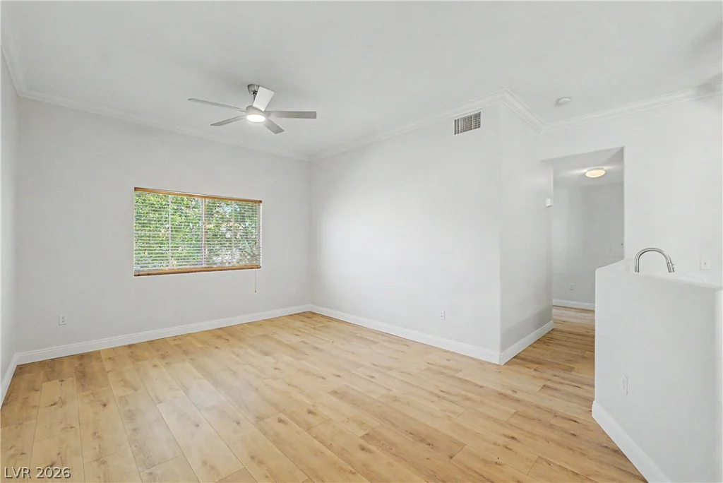 9303 Gilcrease, Las Vegas, NV 89149