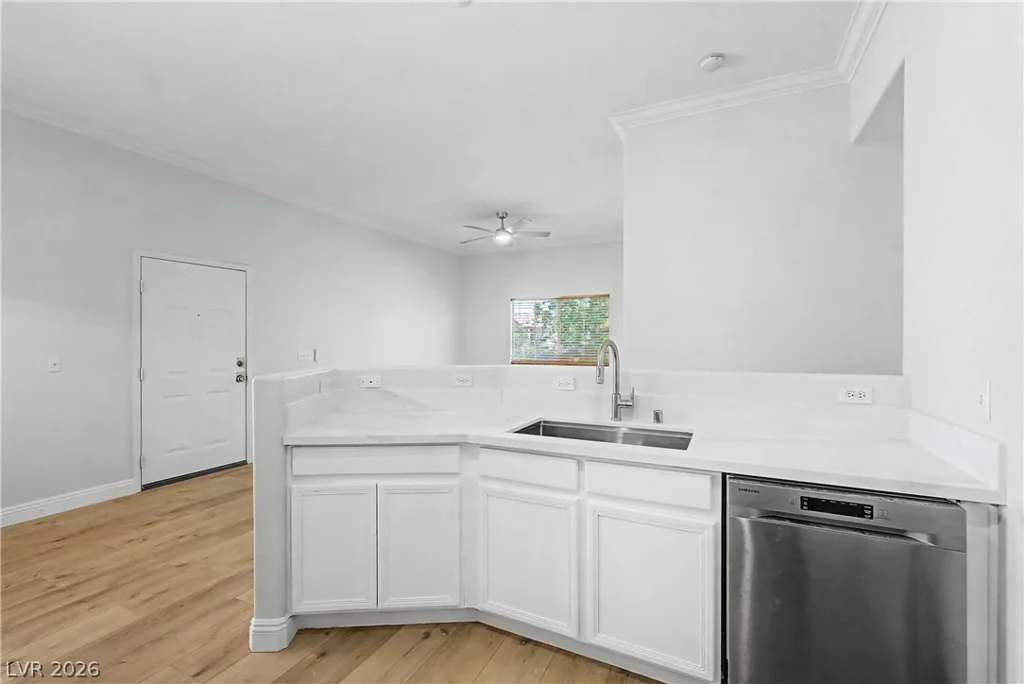 9303 Gilcrease, Las Vegas, NV 89149
