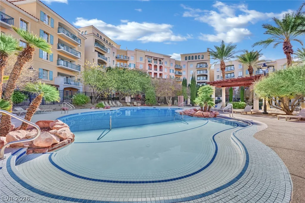 30 Strada Di Villaggio, Henderson, NV 89011