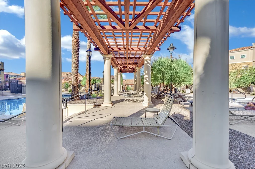 30 Strada Di Villaggio, Henderson, NV 89011