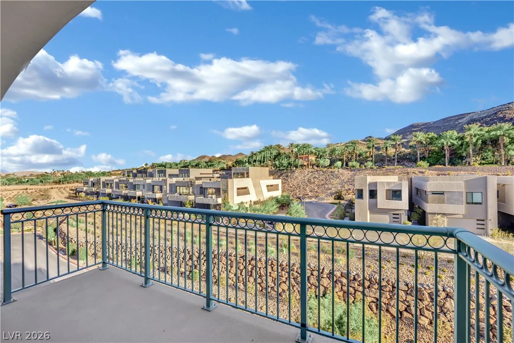 30 Strada Di Villaggio, Henderson, NV 89011