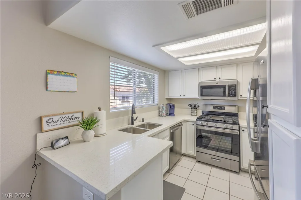 2975 Bluegrass, Henderson, NV 89074