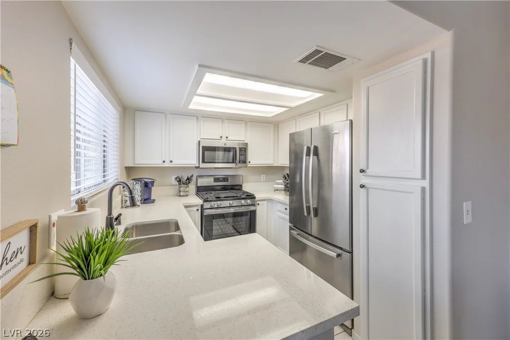 2975 Bluegrass, Henderson, NV 89074