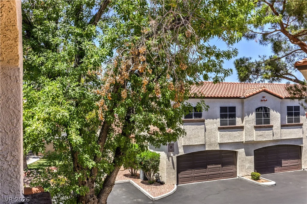 2975 Bluegrass, Henderson, NV 89074