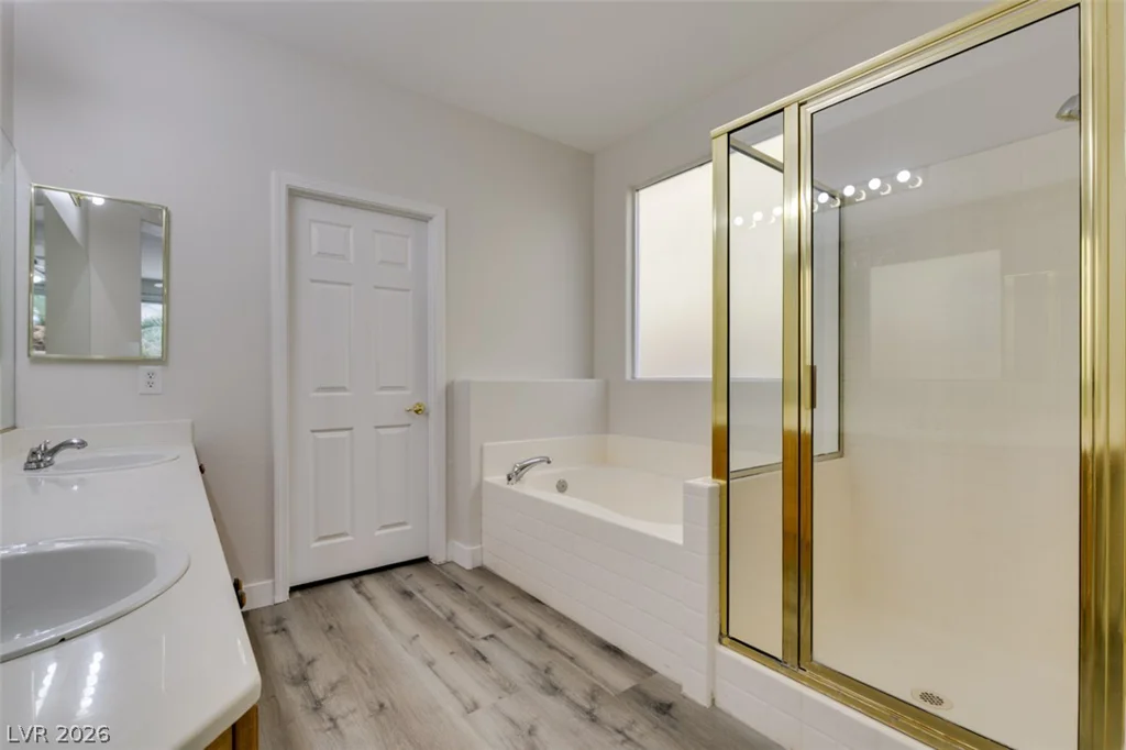 10 Indian Run, Las Vegas, NV 89148