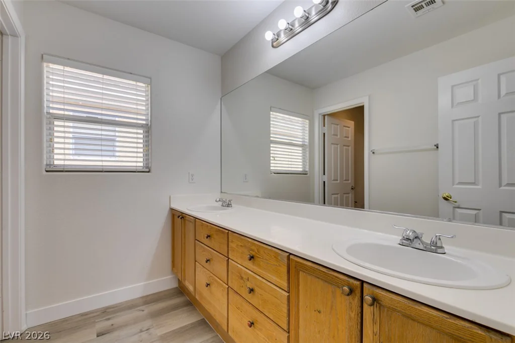10 Indian Run, Las Vegas, NV 89148