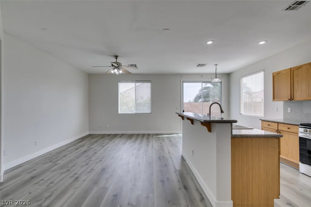 10 Indian Run, Las Vegas, NV 89148