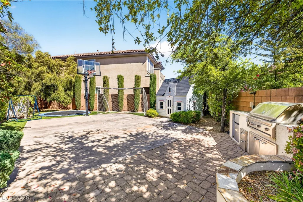1376 Cranston, Las Vegas, NV 89135