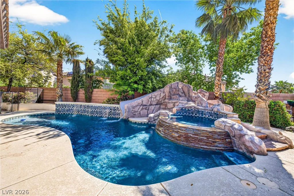 1376 Cranston, Las Vegas, NV 89135