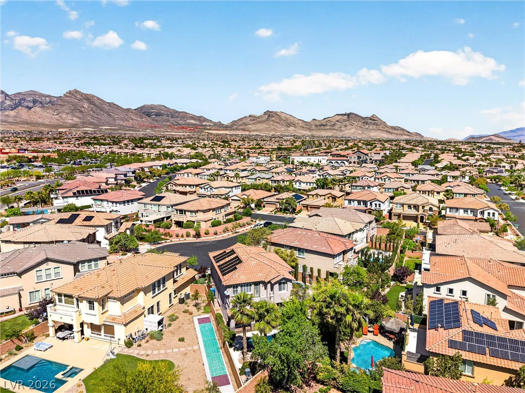 1376 Cranston, Las Vegas, NV 89135