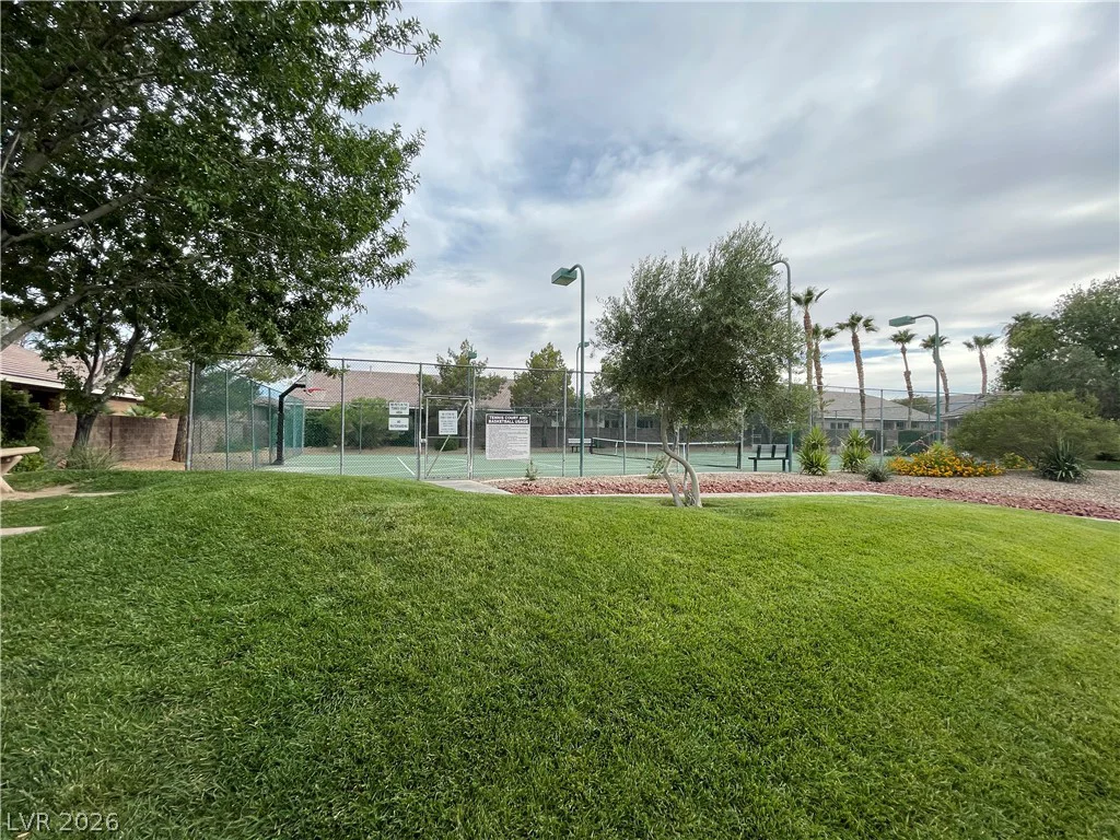 258 Spring River, Las Vegas, NV 89123
