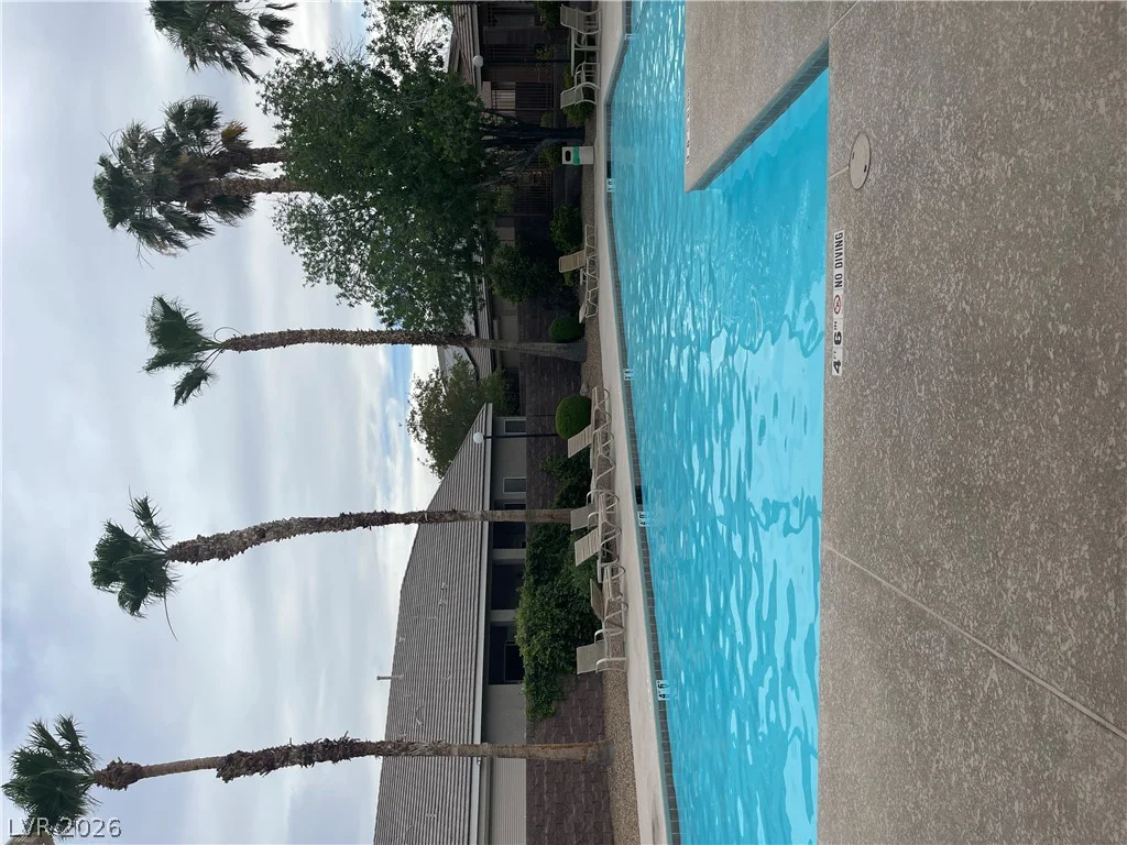 258 Spring River, Las Vegas, NV 89123