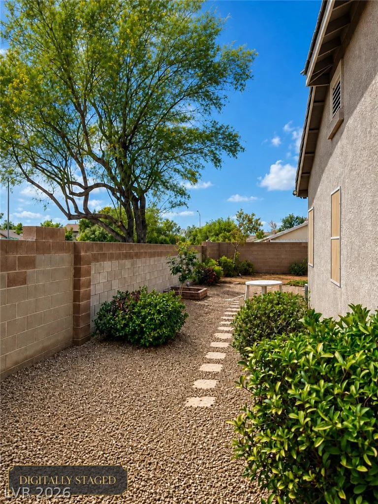 258 Spring River, Las Vegas, NV 89123