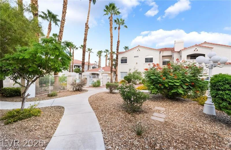 6820 San Ricardo, Las Vegas, NV 89146