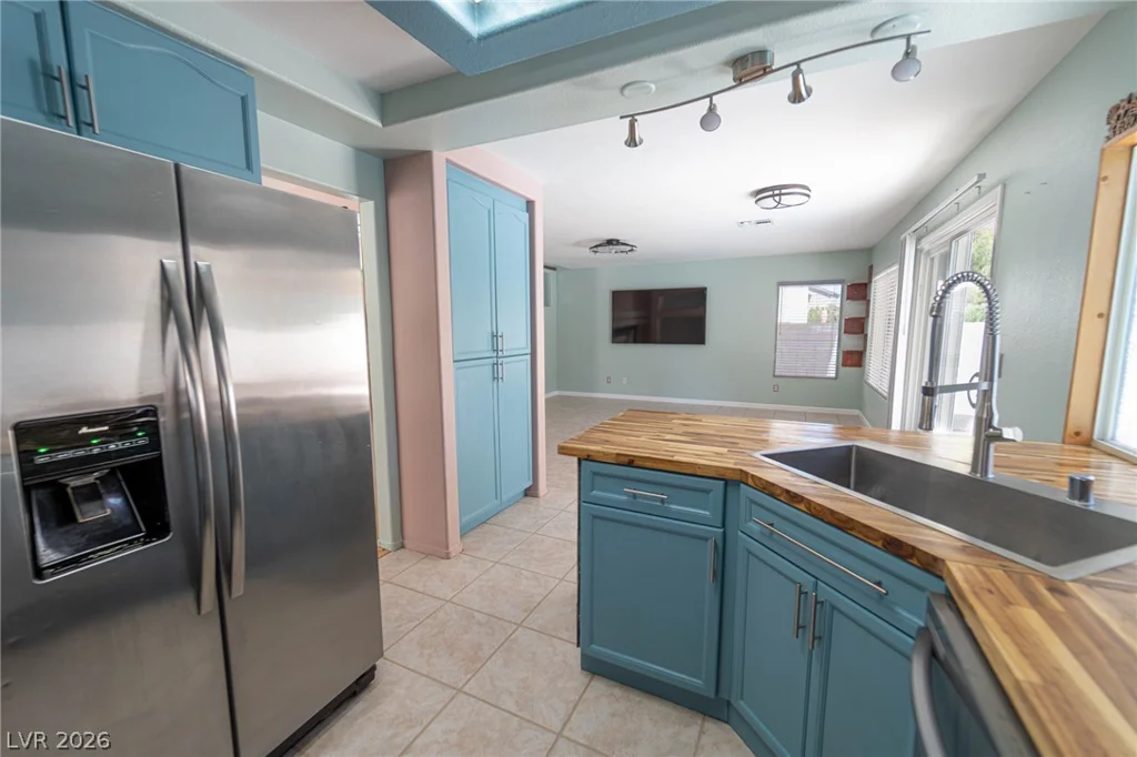 8319 Feather Duster, Las Vegas, NV 89113