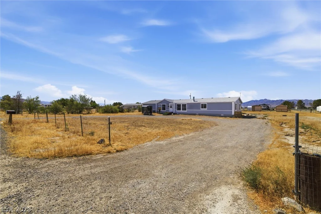 4331 Retread, Pahrump, NV 89048