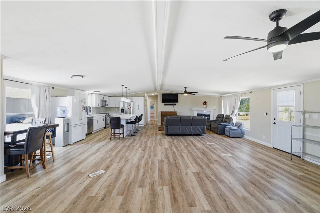 4331 Retread, Pahrump, NV 89048
