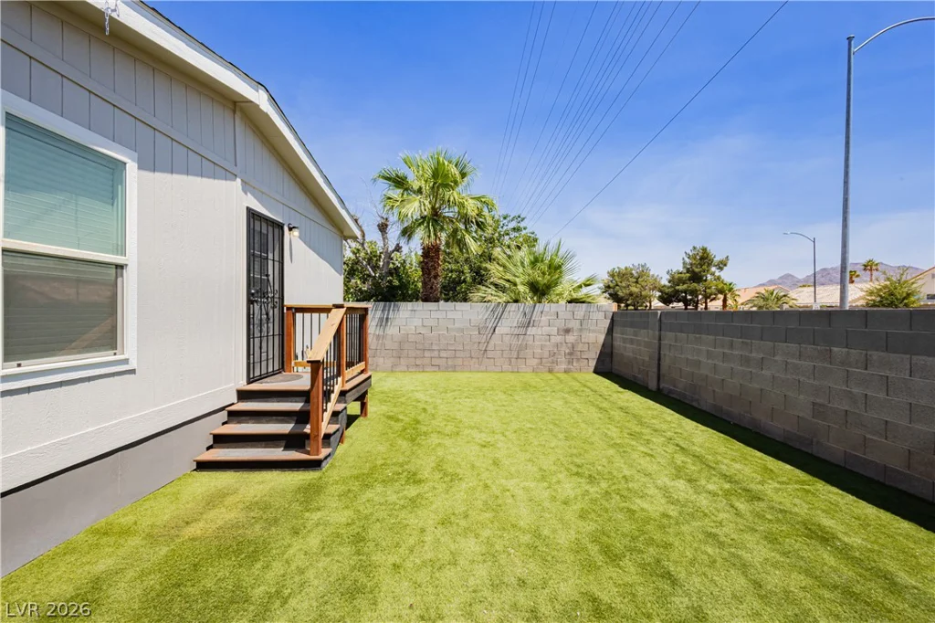 3666 Lost Hills, Las Vegas, NV 89122