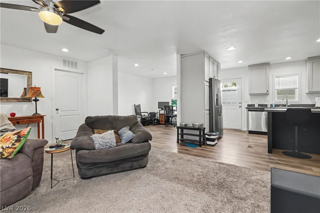 3666 Lost Hills, Las Vegas, NV 89122