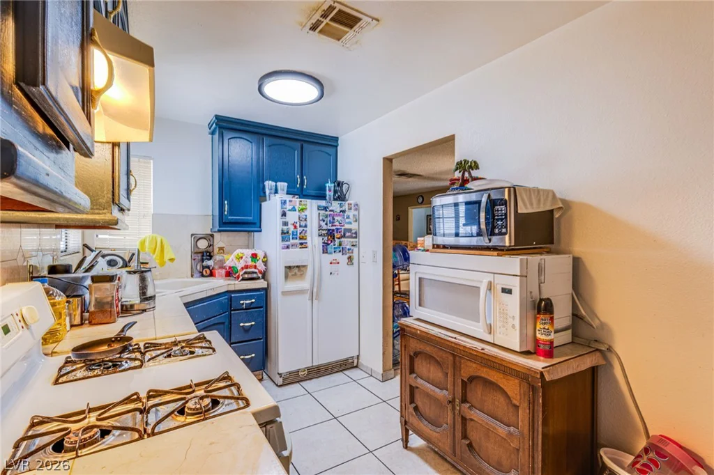 4813 Alameda, Las Vegas, NV 89110